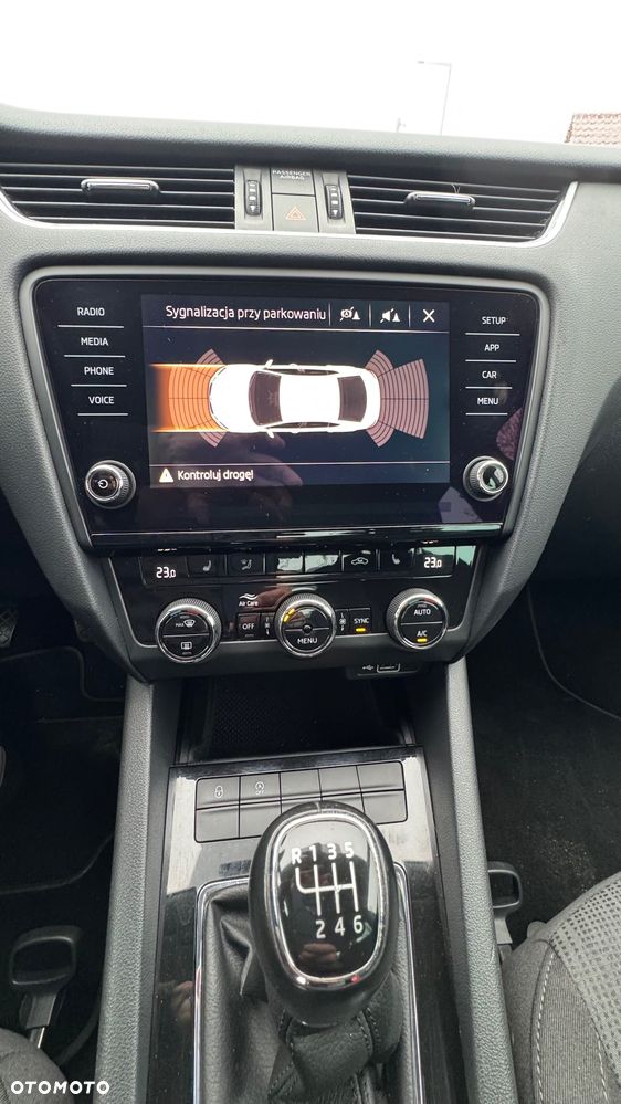 Skoda Octavia 2.0 TDI Style - 14