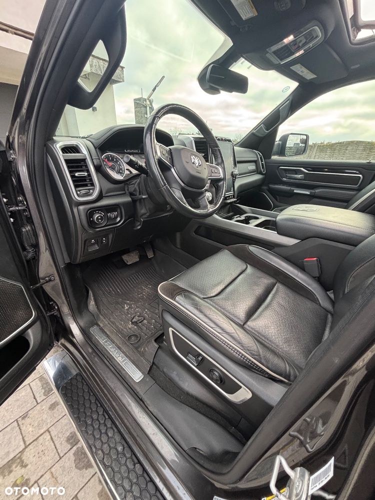 RAM 1500 Crew Cab Laramie - 9