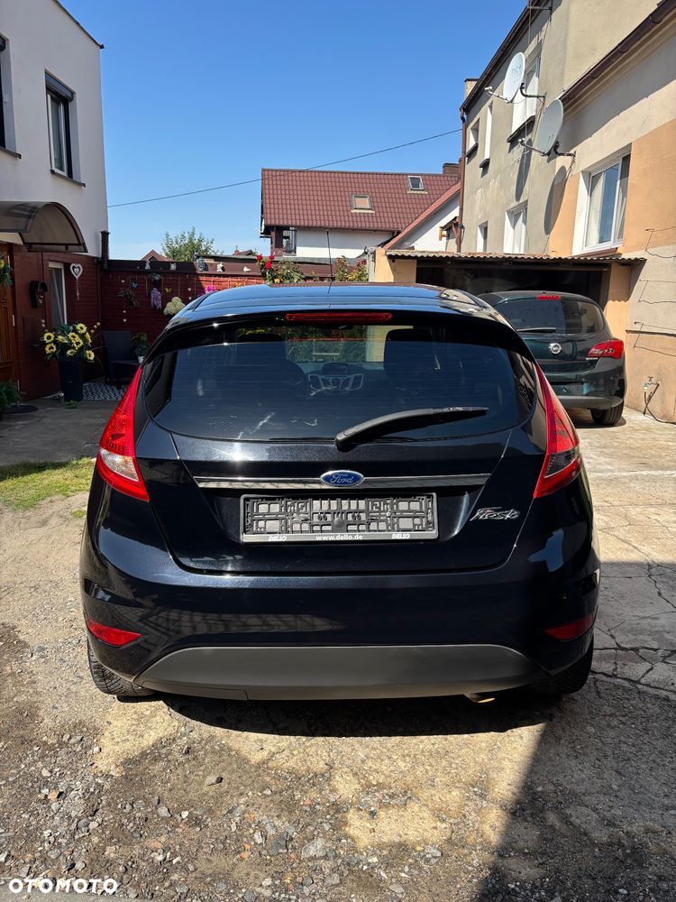Ford Fiesta 1.4 Champions Edition - 6