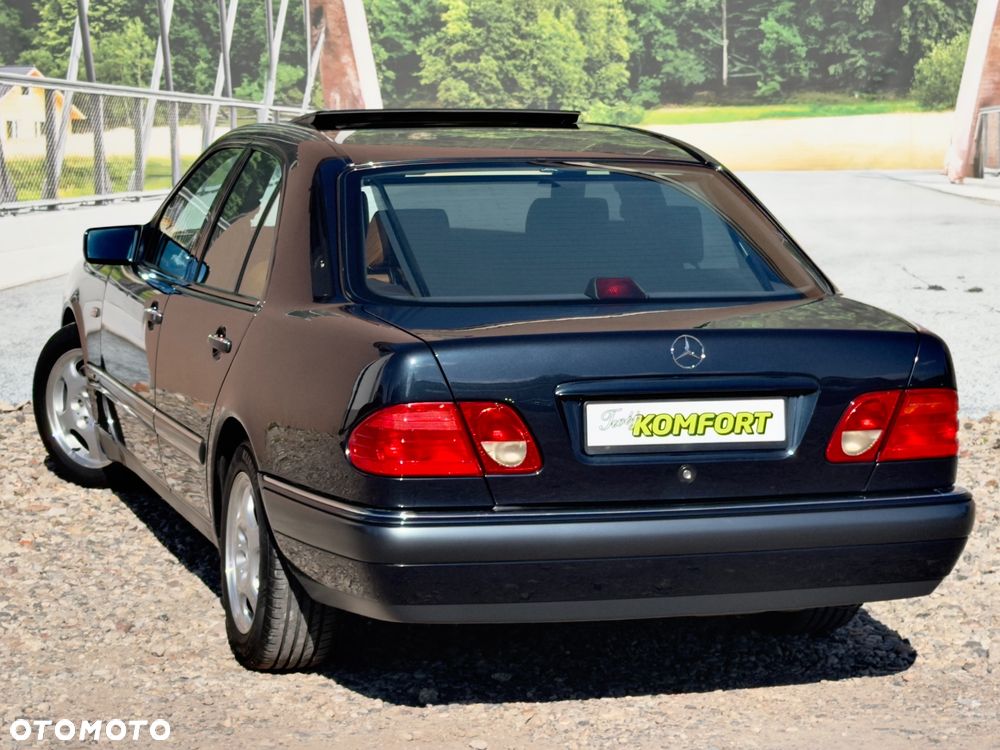 Mercedes-Benz Klasa E 320 Avantgarde - 15