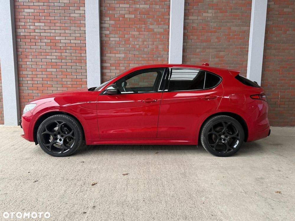 Alfa Romeo Stelvio 2.0 Turbo Veloce TI Q4 - 8