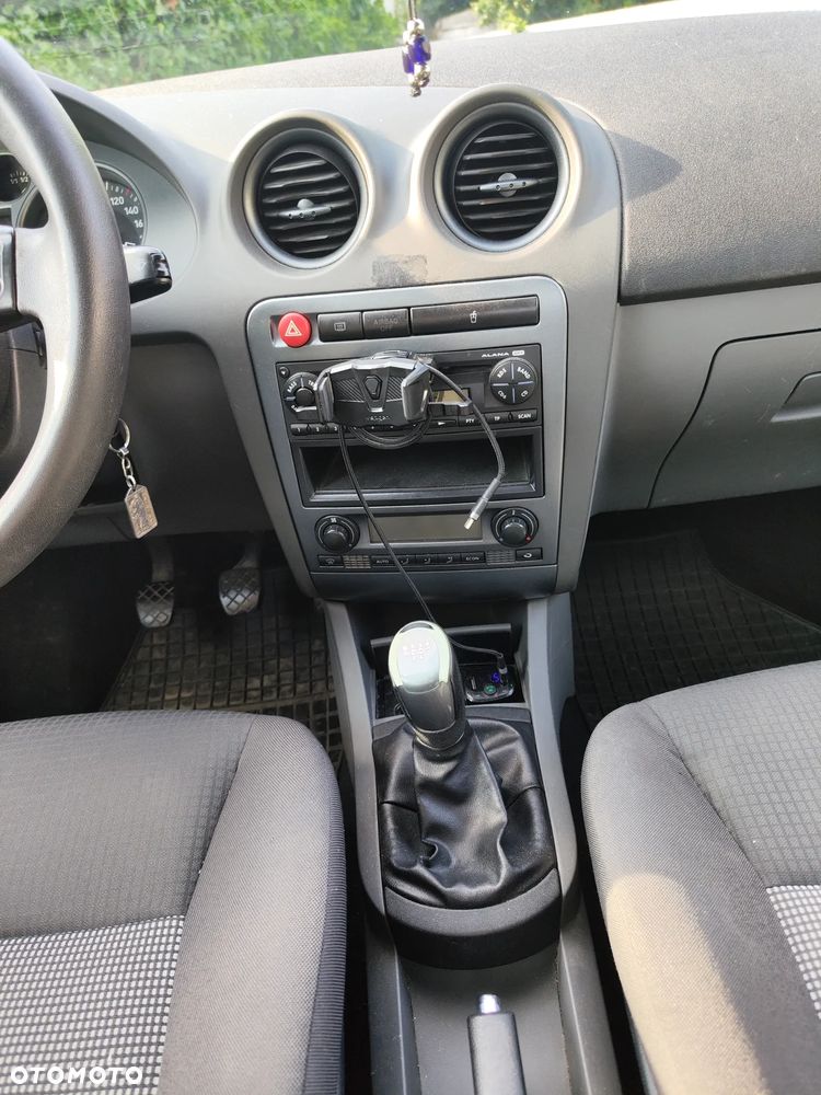 Seat Ibiza 1.4 16V Comfort Edition - 6