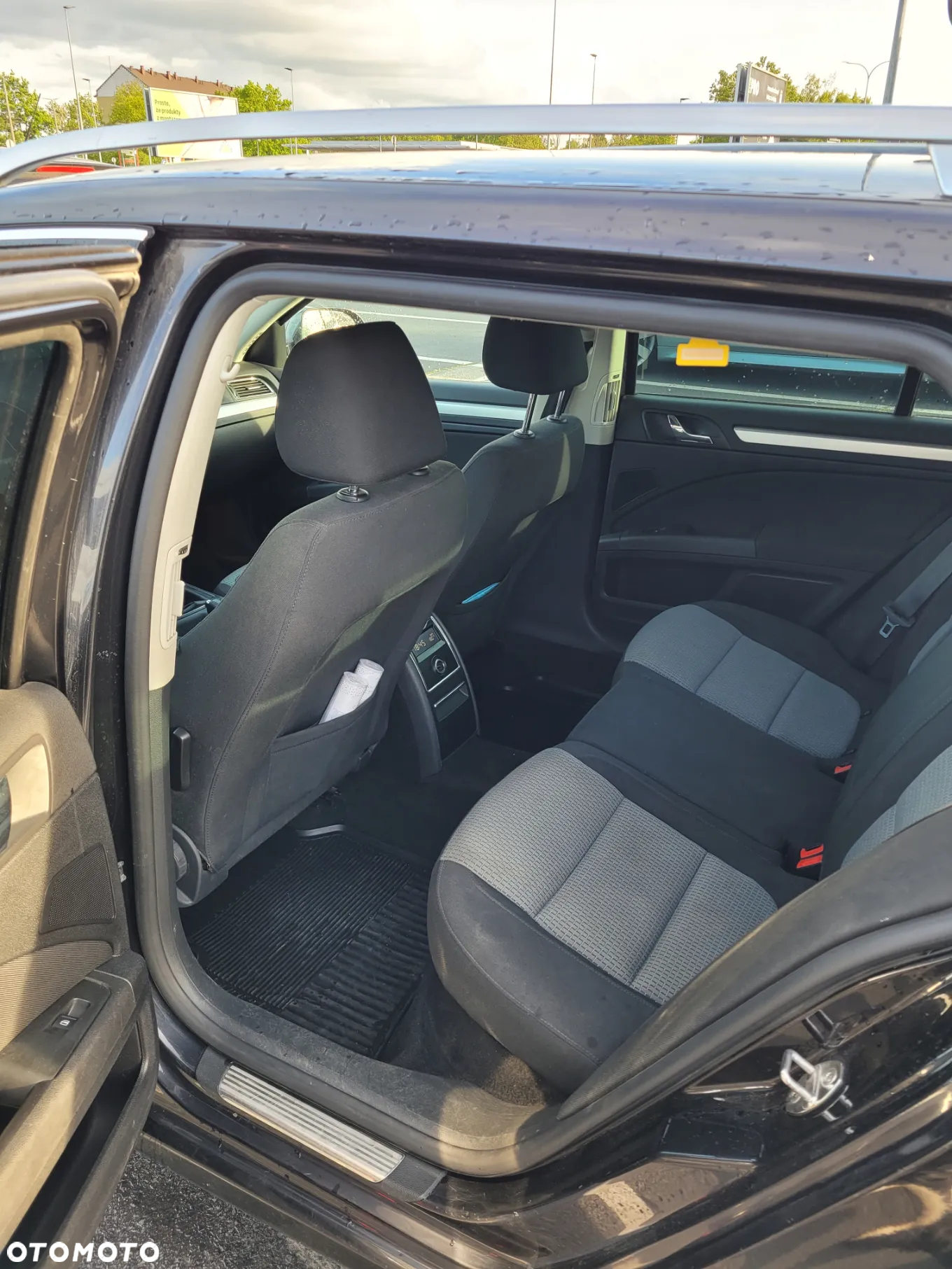 Skoda Superb Combi 2.0 TDI Active - 14