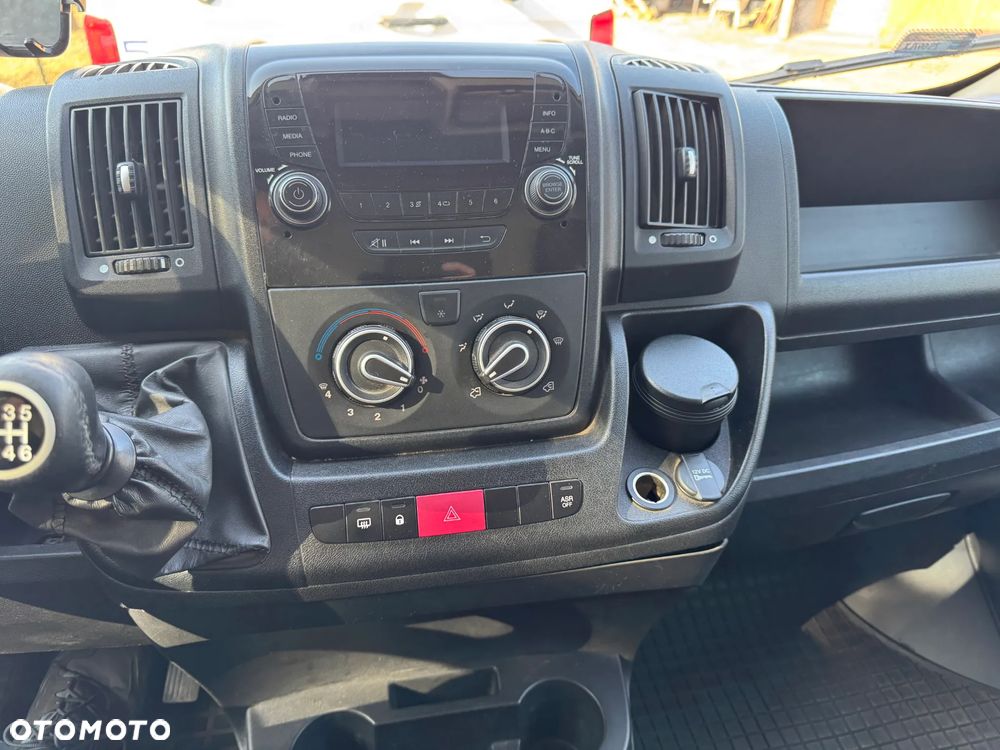 Peugeot BOXER - 23