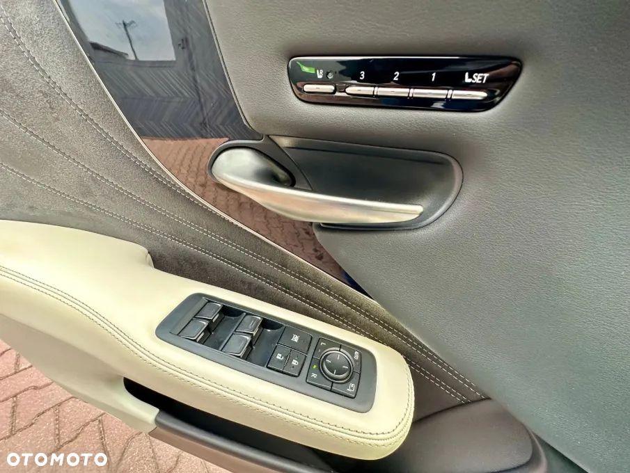 Lexus LS 500 AWD Luxury Line - 15