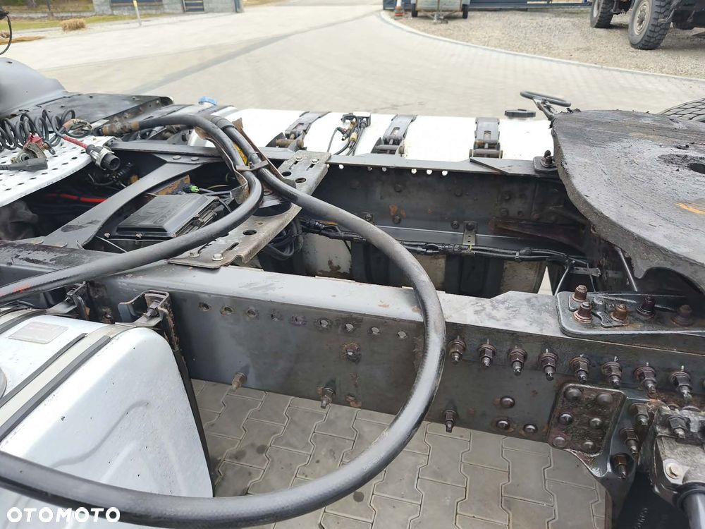 Volvo FH12 420 Standard Automat 2013 rok nowe opony - 27