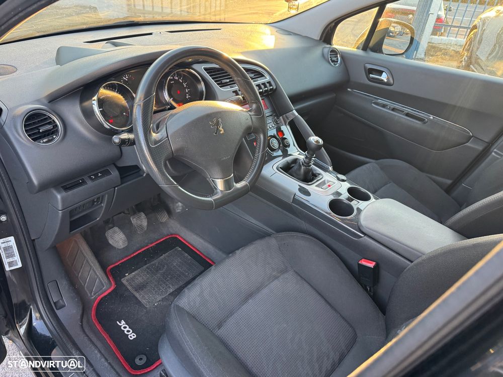 Peugeot 3008 1.6 HDi Executive - 17