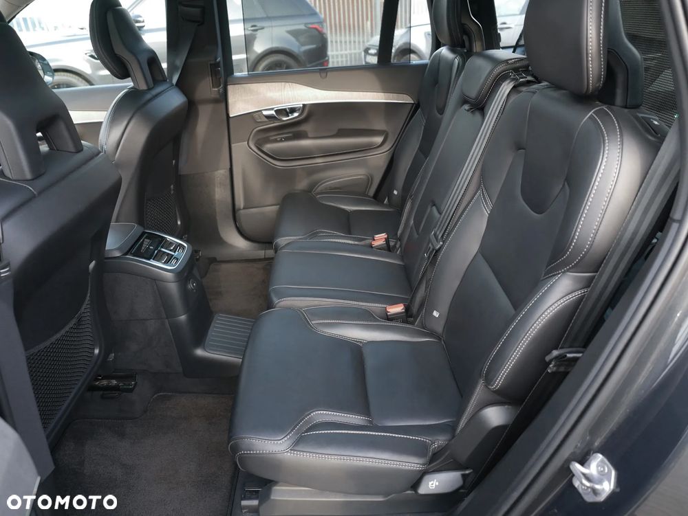 Volvo XC 90 T8 AWD Twin Engine Geartronic Inscription - 26