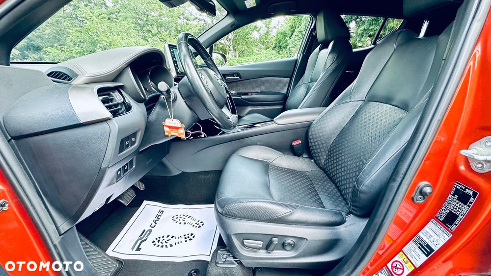 Toyota C-HR 2.0 Lounge - 19