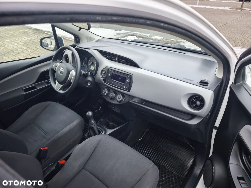 Toyota Yaris 1.0 Active - 13
