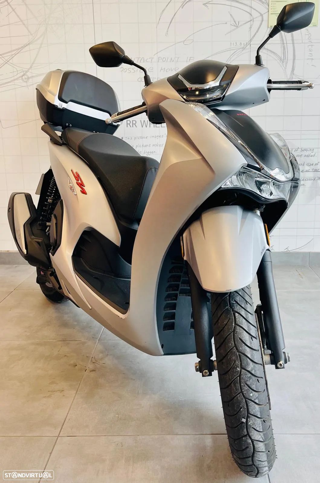 Honda SH 350 - 1