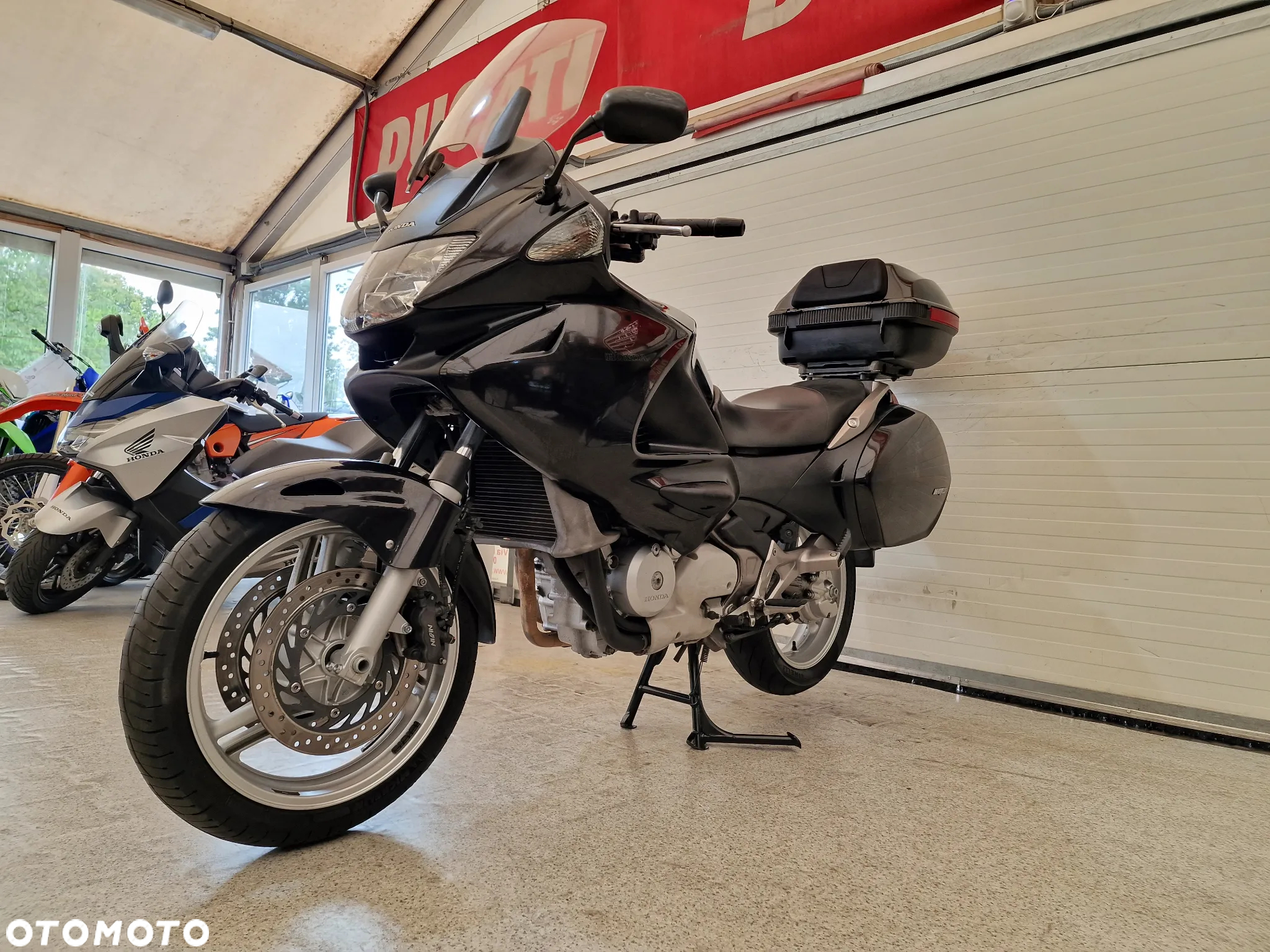 Honda NTV - 18