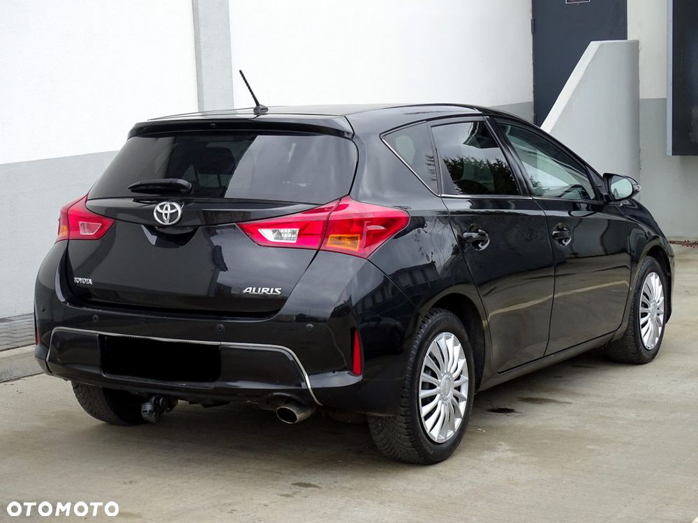 Toyota Auris 1.6 Executive - 6