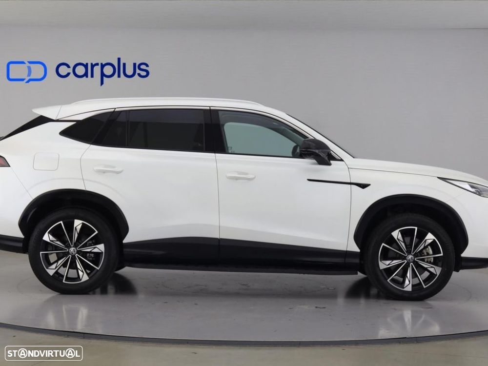 MG HS Luxury - 8