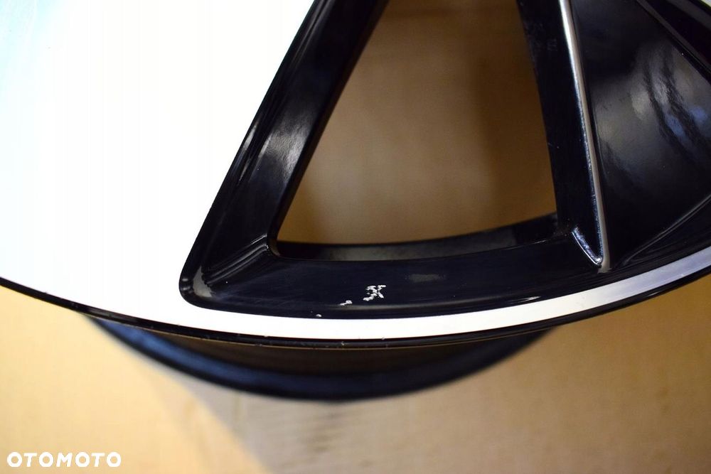 VOLVO 20 C40 XC40 II Nowy Model Oryginał Tył - 6