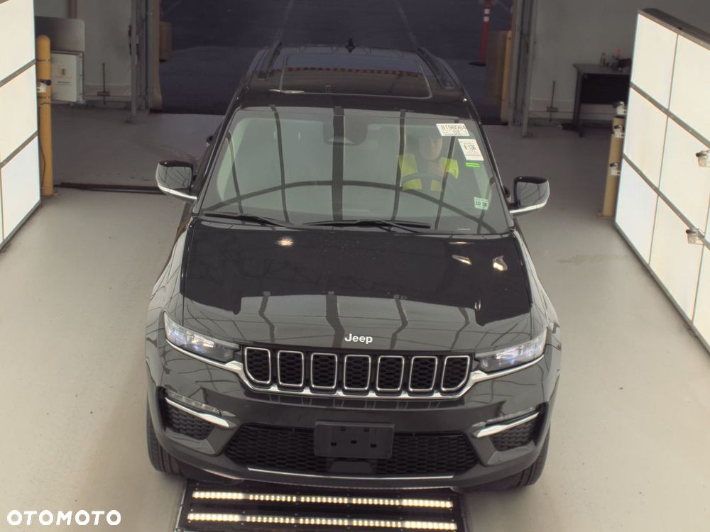 Jeep Grand Cherokee - 2