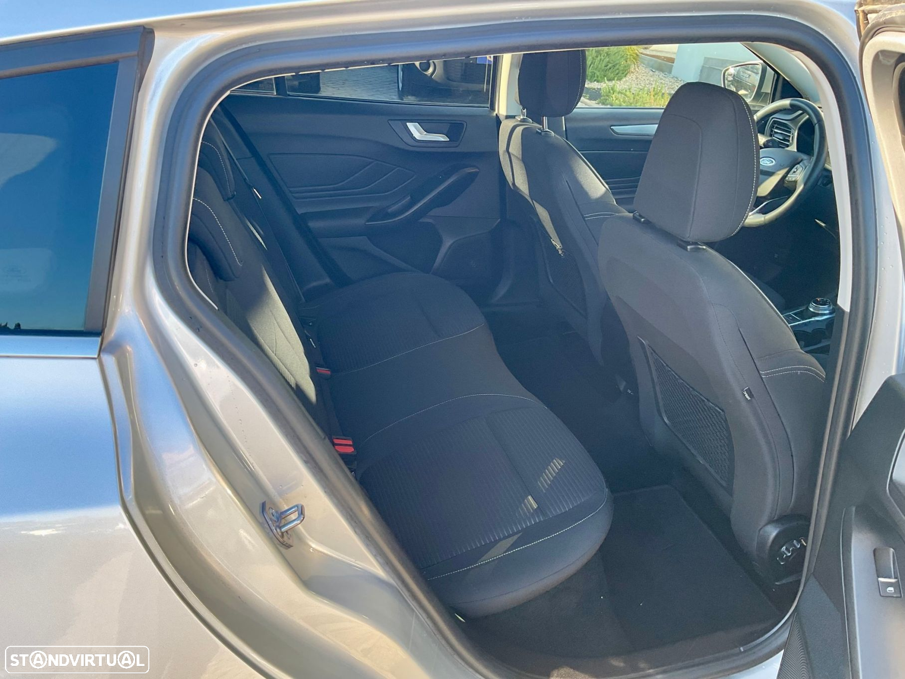 Ford Focus SW 1.5 TDCi EcoBlue Titanium Aut. - 40