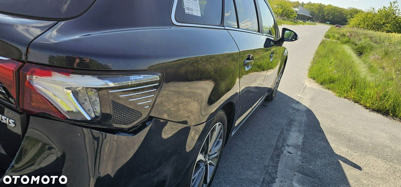 Toyota Avensis - 28