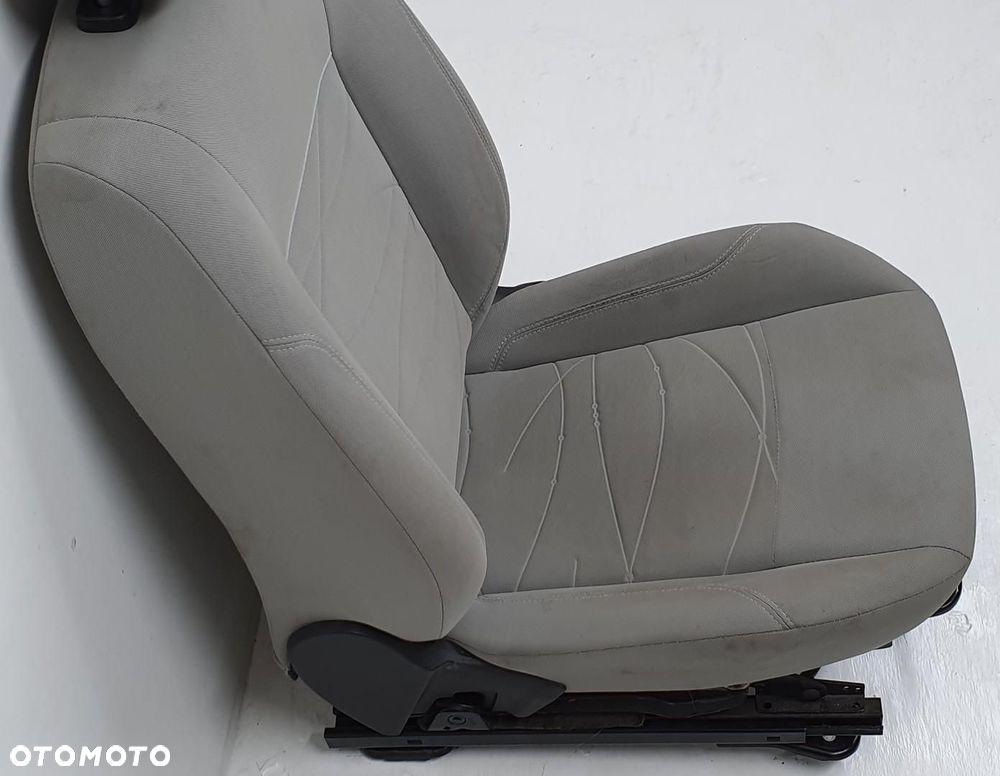 FOTEL LEWY PRZÓD PRZEDNI KIEROWCY GRZANY FORD FIESTA MK7 VII 3D EUROPA - 4