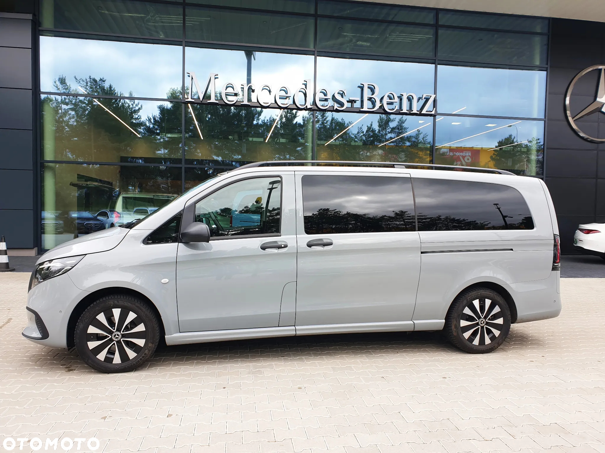 Mercedes-Benz Vito Tourer 116 CDI L3 Select 4x4 9G-Tronic 447.705 - 4