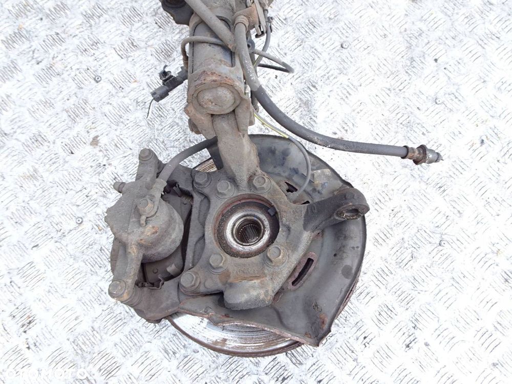 kolumna + zwrotnica prawa toyota verso i 2.0 d4d 09-13r., - 5