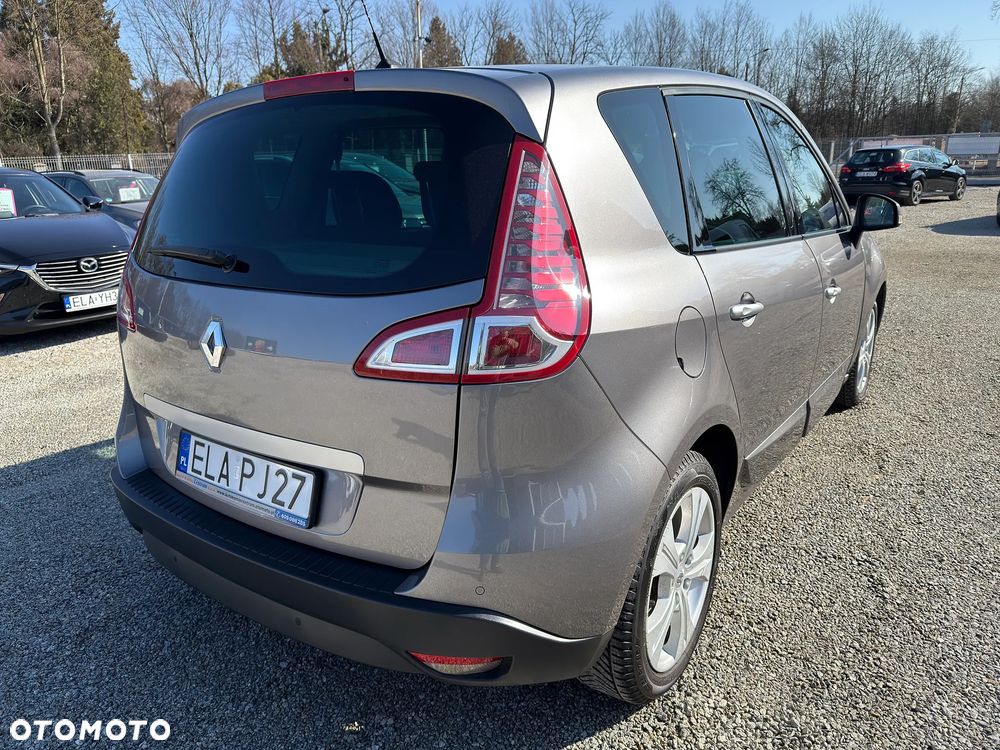 Renault Scenic 1.6 16V Expression - 8