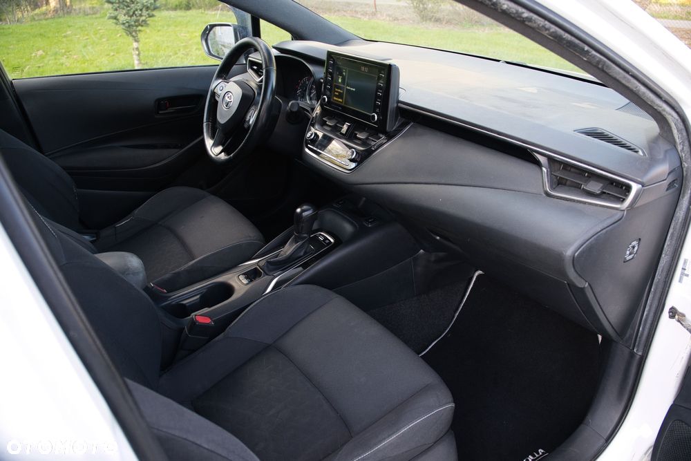Toyota Corolla 1.8 Hybrid Active - 6