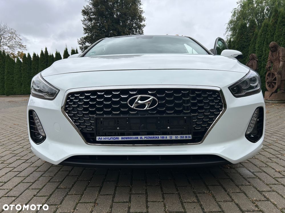 Hyundai i30 1.6 CRDI Passion Plus - 11
