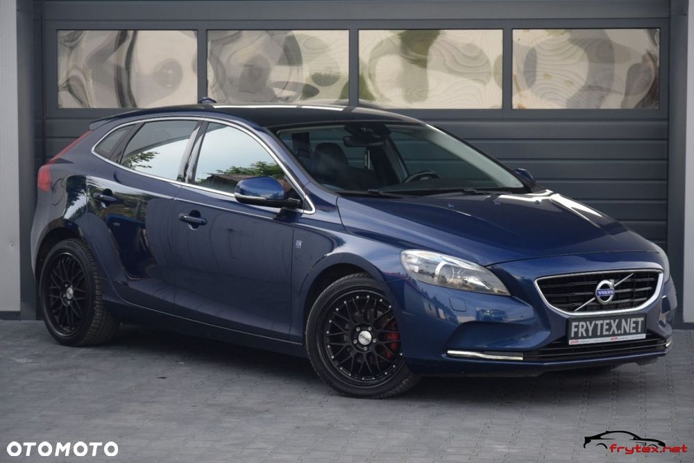 Volvo V40 - 2