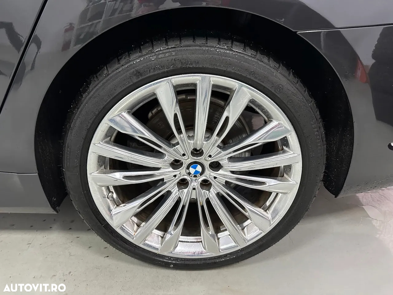 BMW Seria 7 740Li xDrive - 8