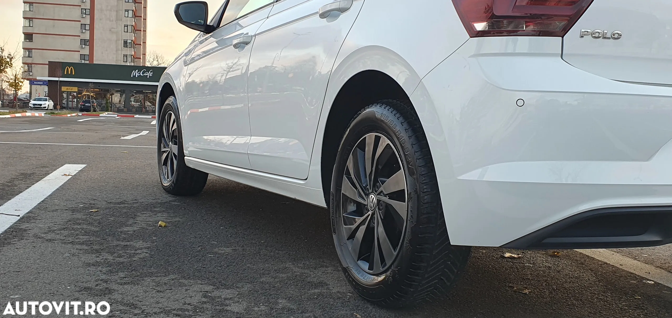 Volkswagen Polo 1.6 TDI Comfortline - 27