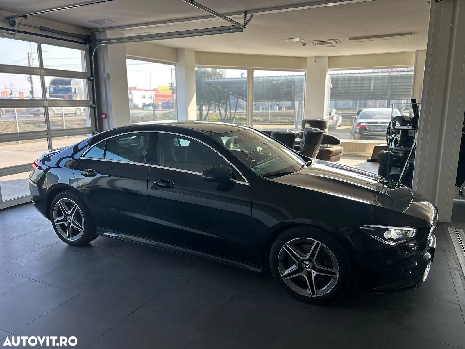Mercedes-Benz CLA 200 7G-DCT AMG Line - 5