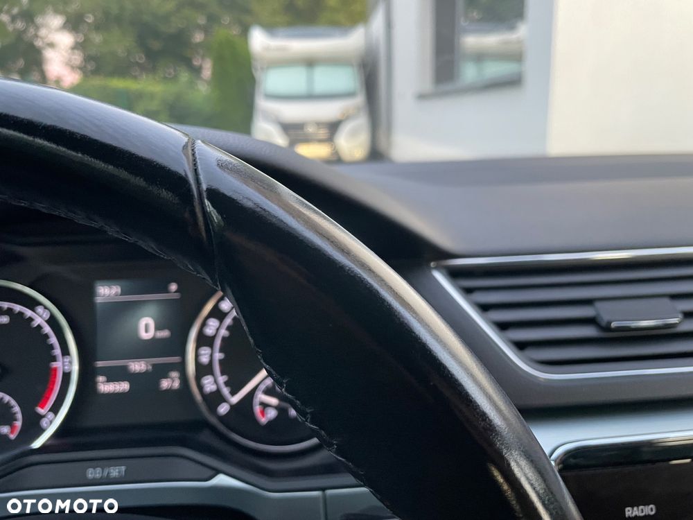 Skoda Superb 2.0 TDI Active DSG7 - 11