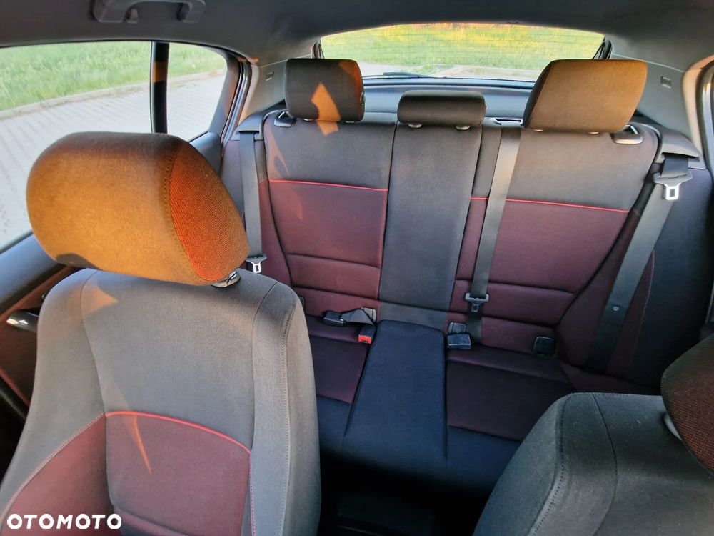 BMW Seria 1 - 10