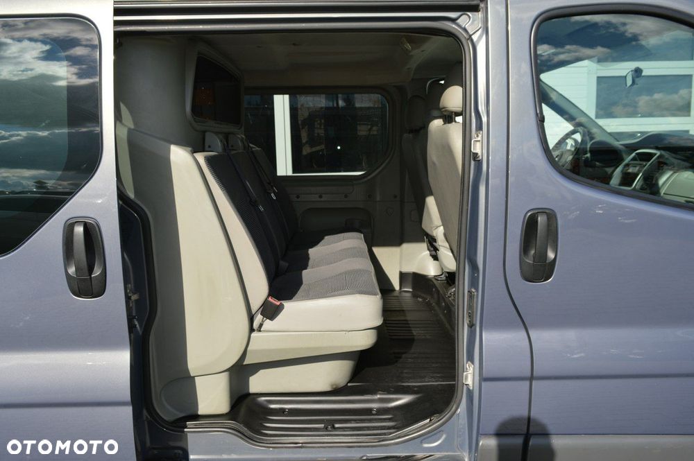 Opel Vivaro - 29