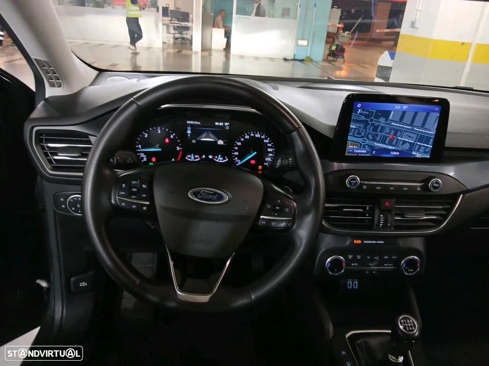 Ford Focus SW 1.5 TDCi EcoBlue Active - 8