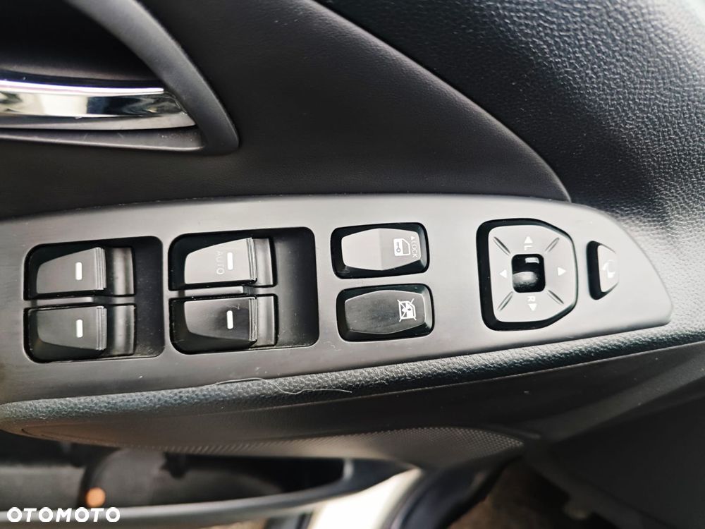 Hyundai ix35 2.0 CRDi 4WD Premium - 29