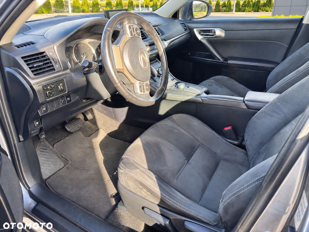 Lexus CT 200h Elegance EU6 - 11