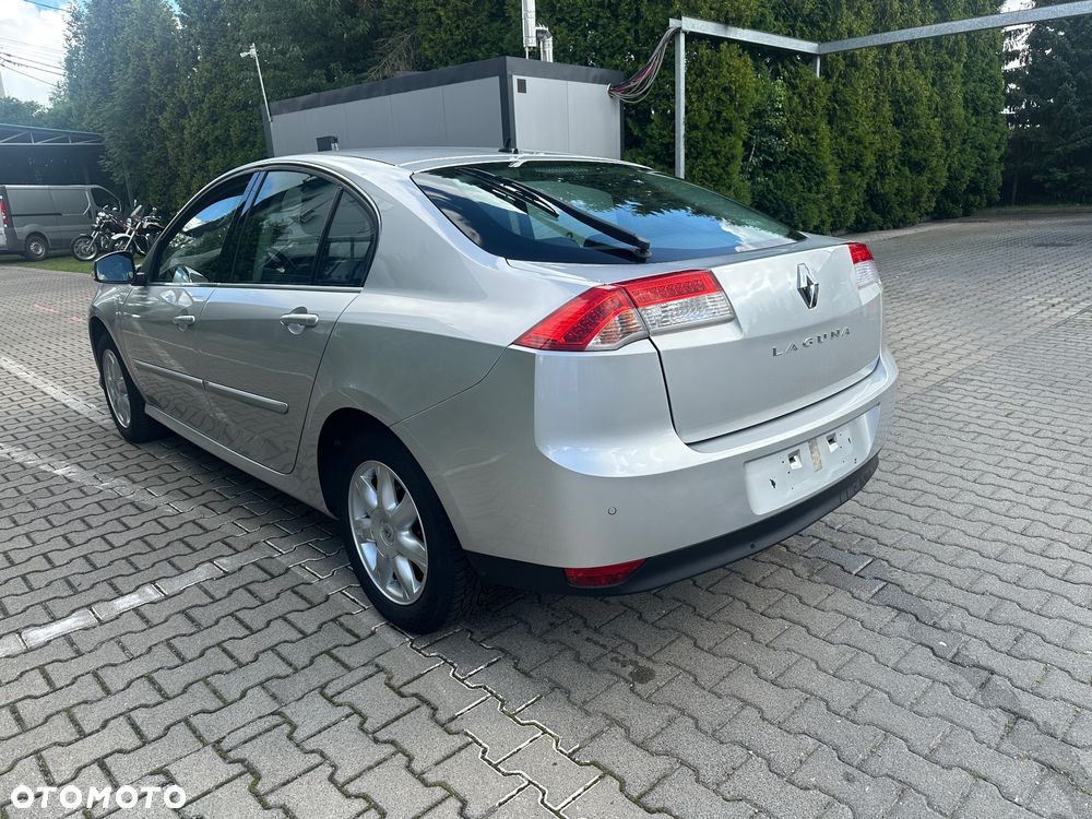 Renault Laguna 1.6 16V 110 Sportway - 12