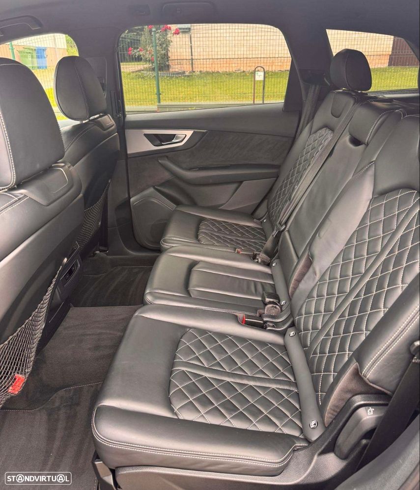 Audi Q7 3.0 TDI E-tron quattro S-line Tiptronic - 14