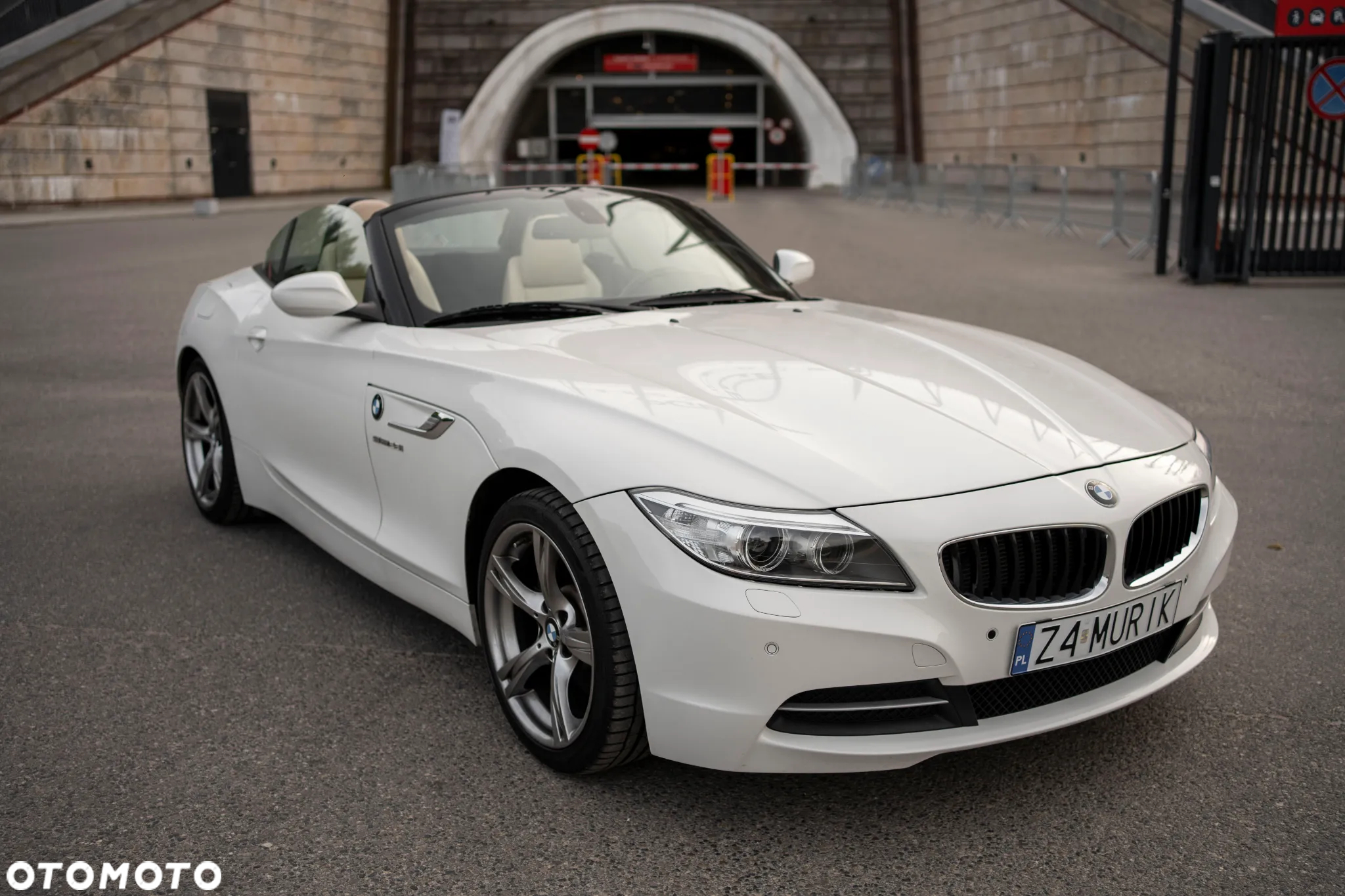 BMW Z4 sDrive28i - 14