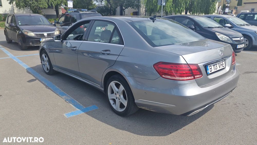 Mercedes-Benz E 300 BLUETEC HYBRID 7G-TRONIC - 4