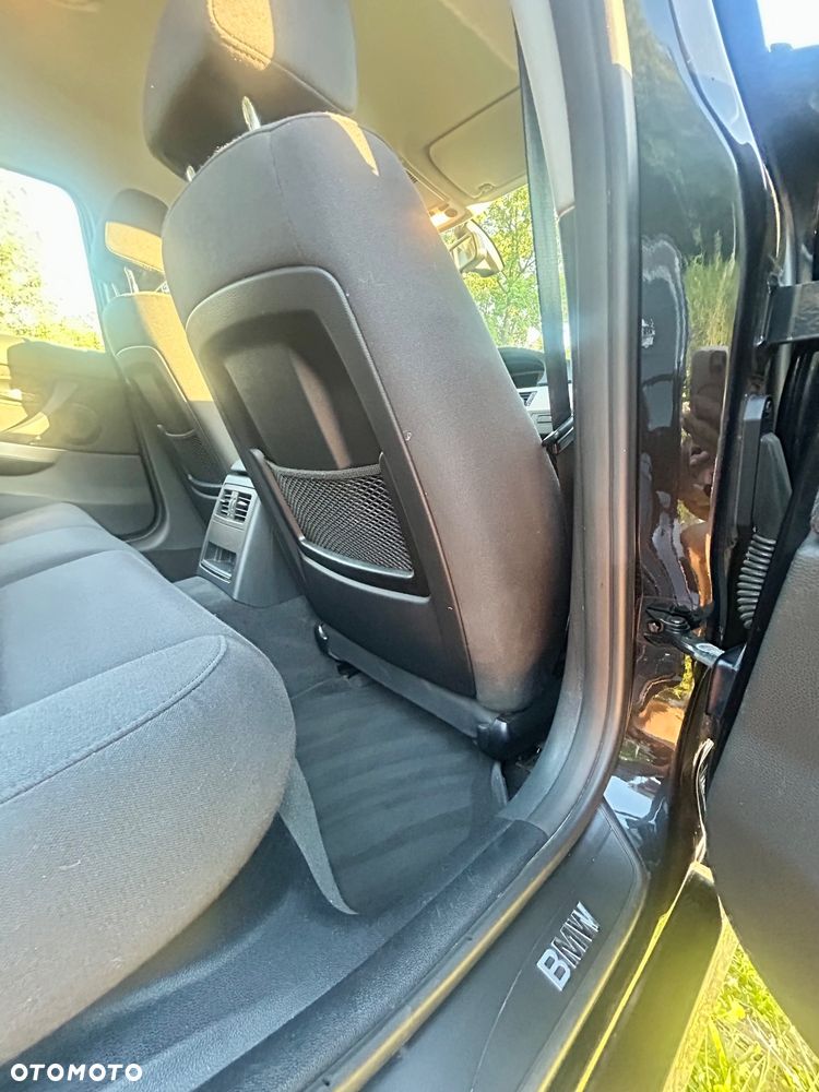BMW Seria 3 320d - 16