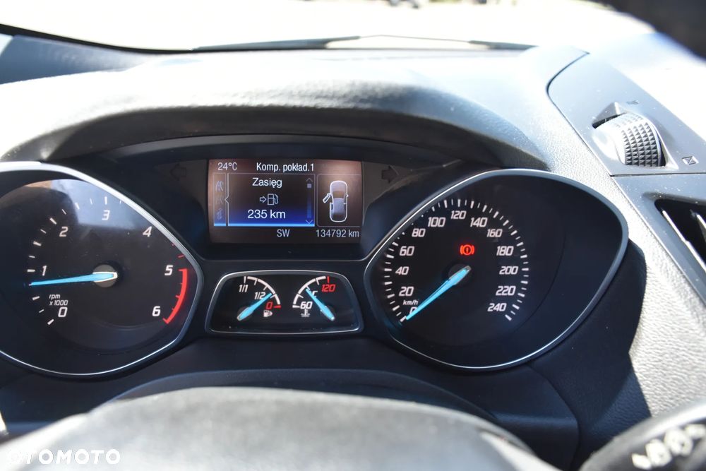 Ford Kuga 2.0 TDCi 4x4 Titanium - 16