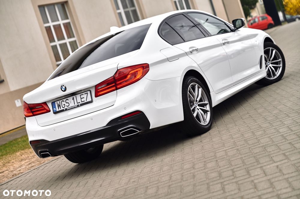 BMW Seria 5 520d xDrive - 4