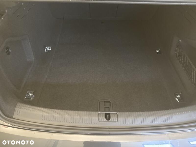 Audi A4 Limousine 40 TFSI mHEV Quattro Advanced S tronic - 21
