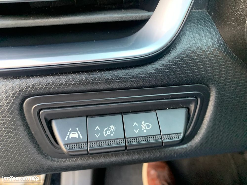 Renault Clio 1.5 Blue dCi Intens - 20