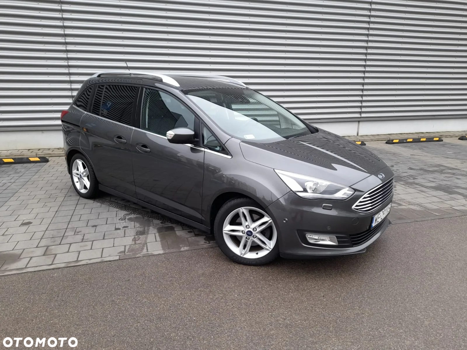 Ford Grand C-MAX Gr 1.5 TDCi Titanium - 14