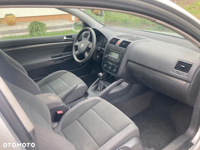 Volkswagen Golf - 14
