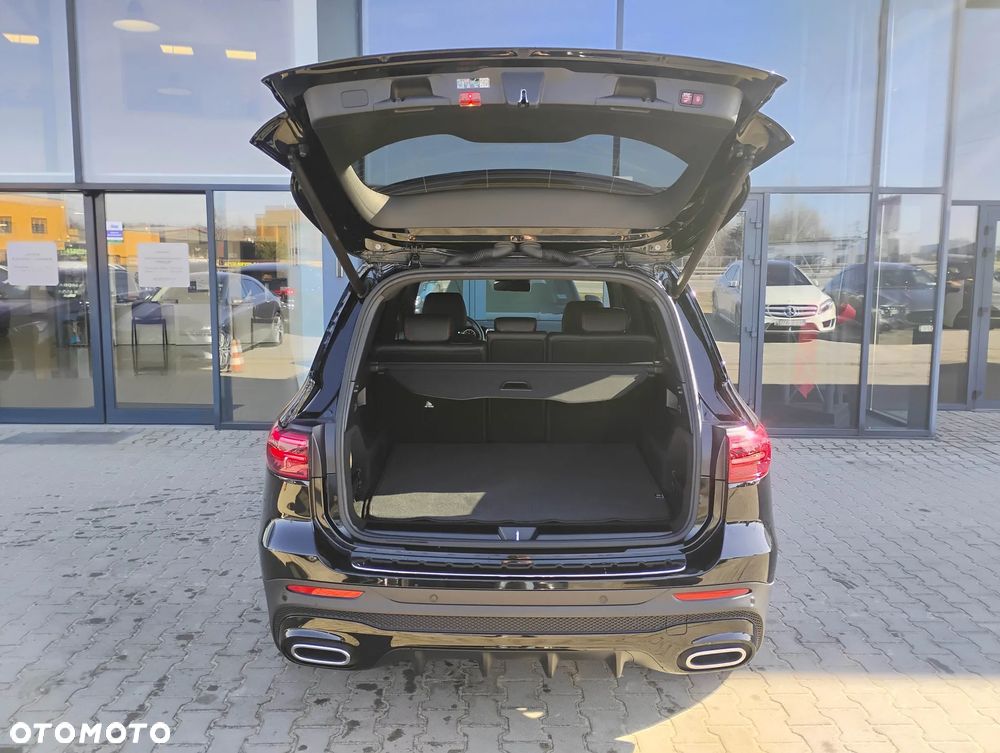 Mercedes-Benz GLB 200 mHEV AMG Line 7G-DCT - 13